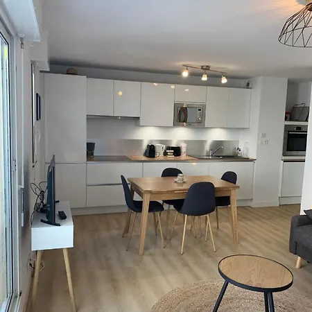 Cosy Plein Centre A 2 Pas De La *